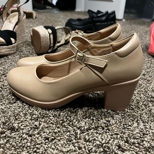 Dream Pairs Beige Chunky Heel Mary Janes